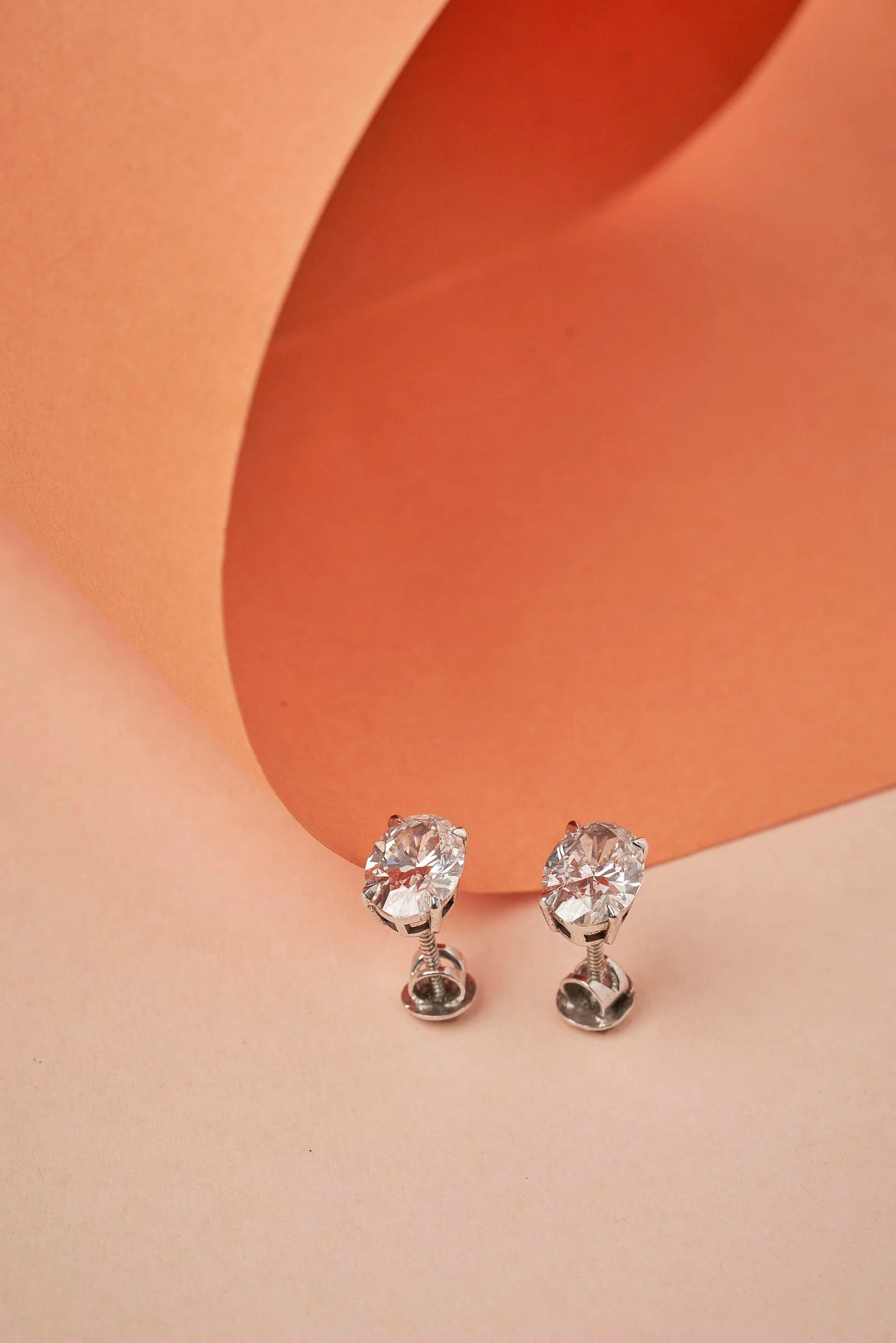 Oval Studs Earring