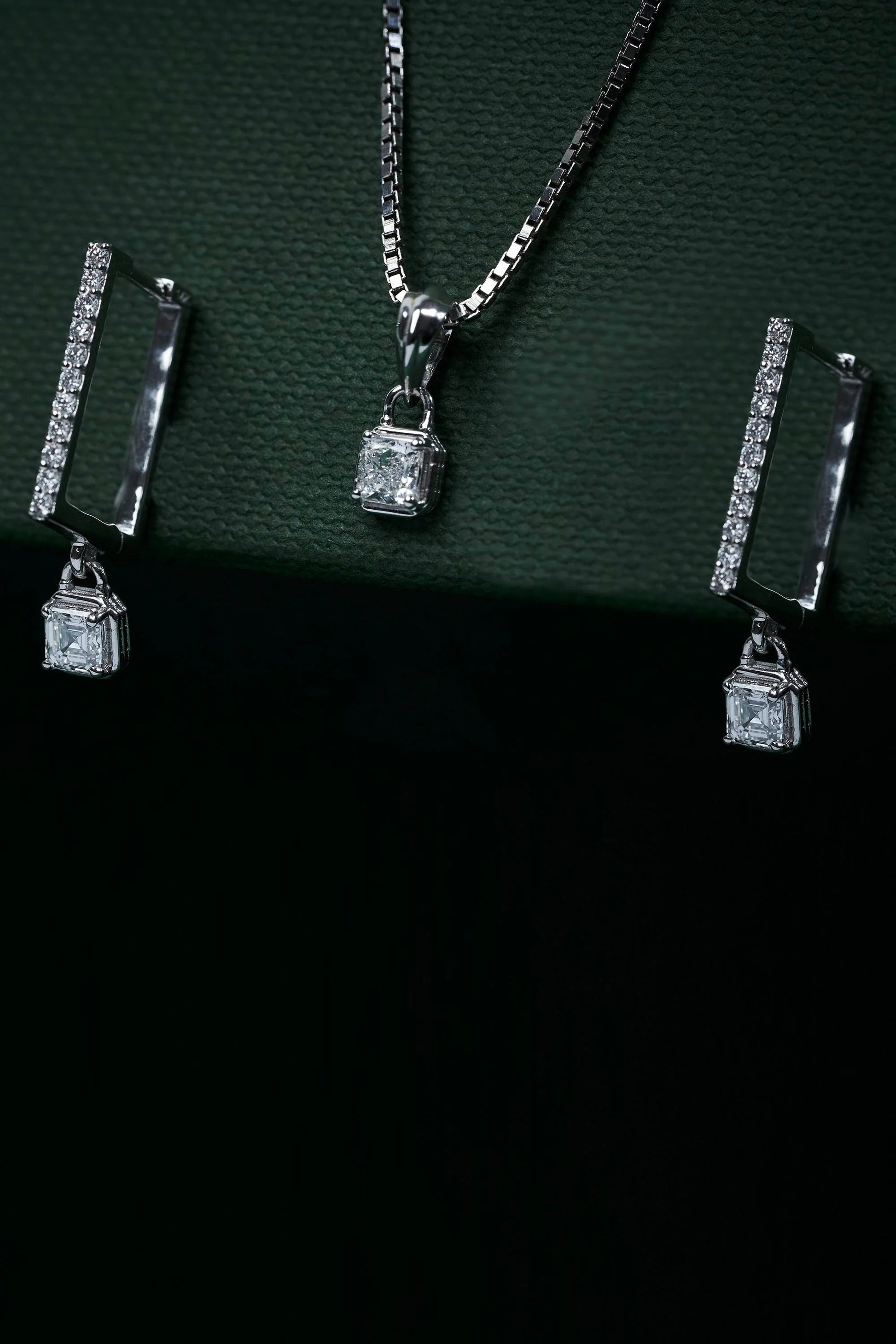 Dangling Ascher Earring