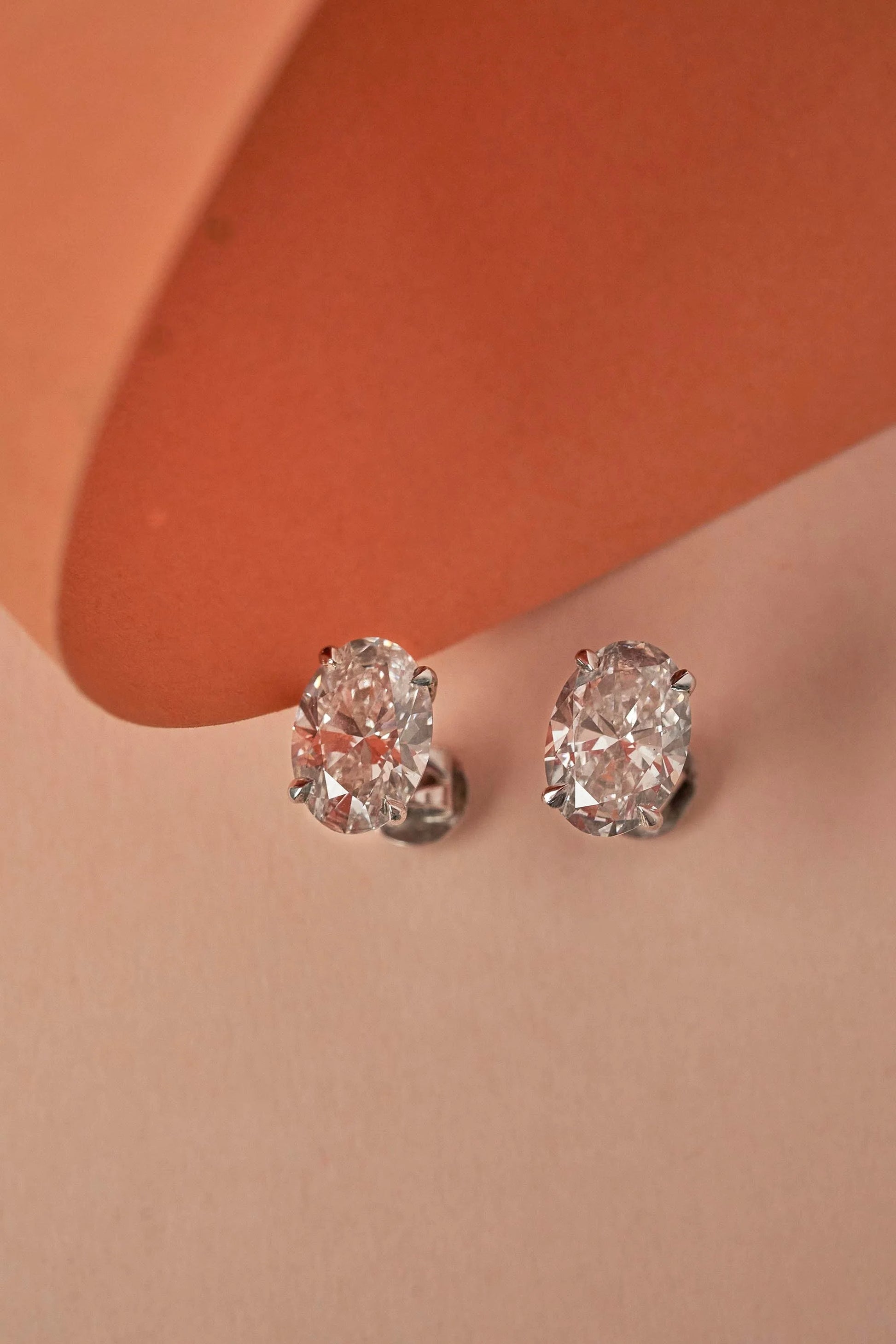 Oval Studs Earring