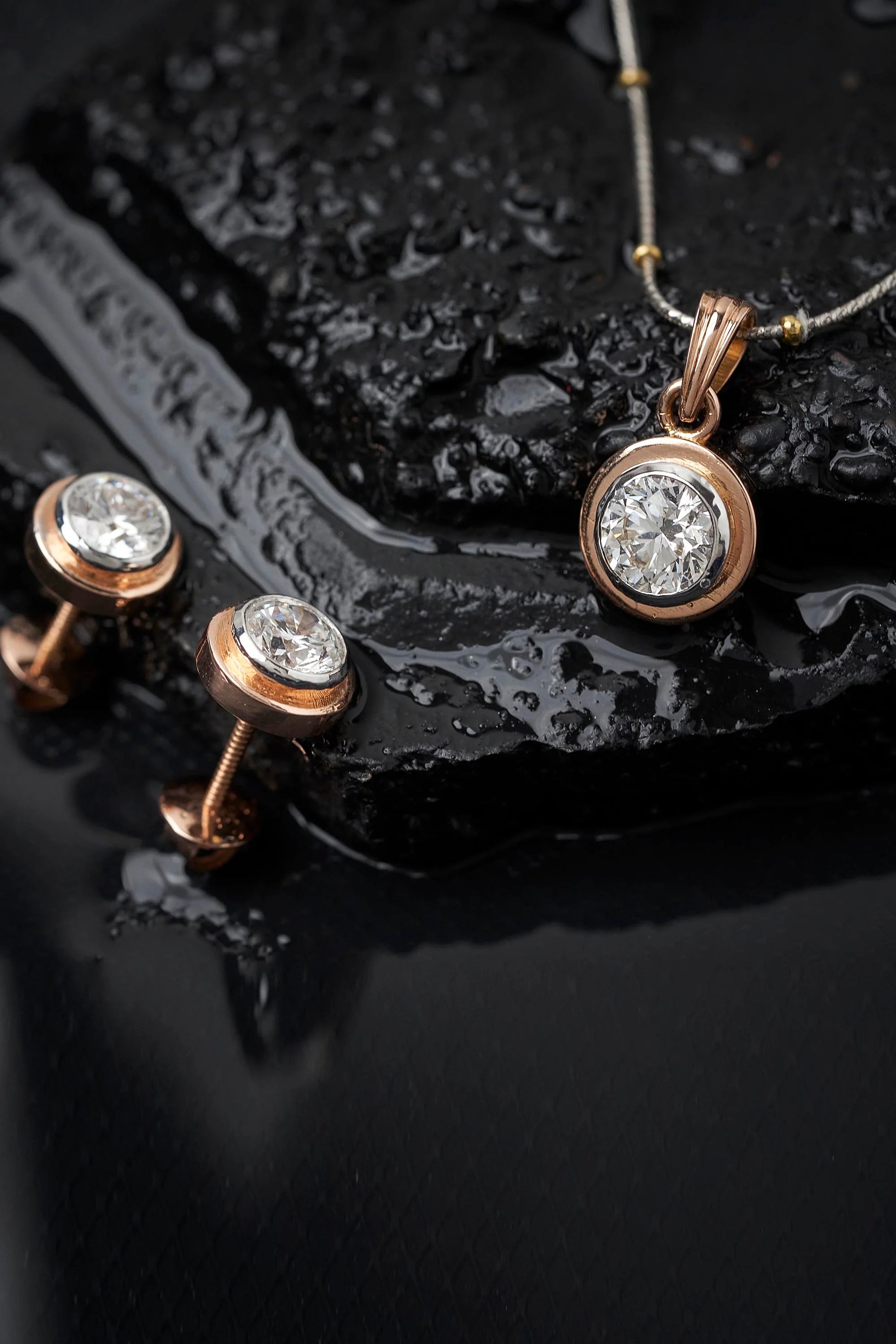 Cosmic Queen Earring