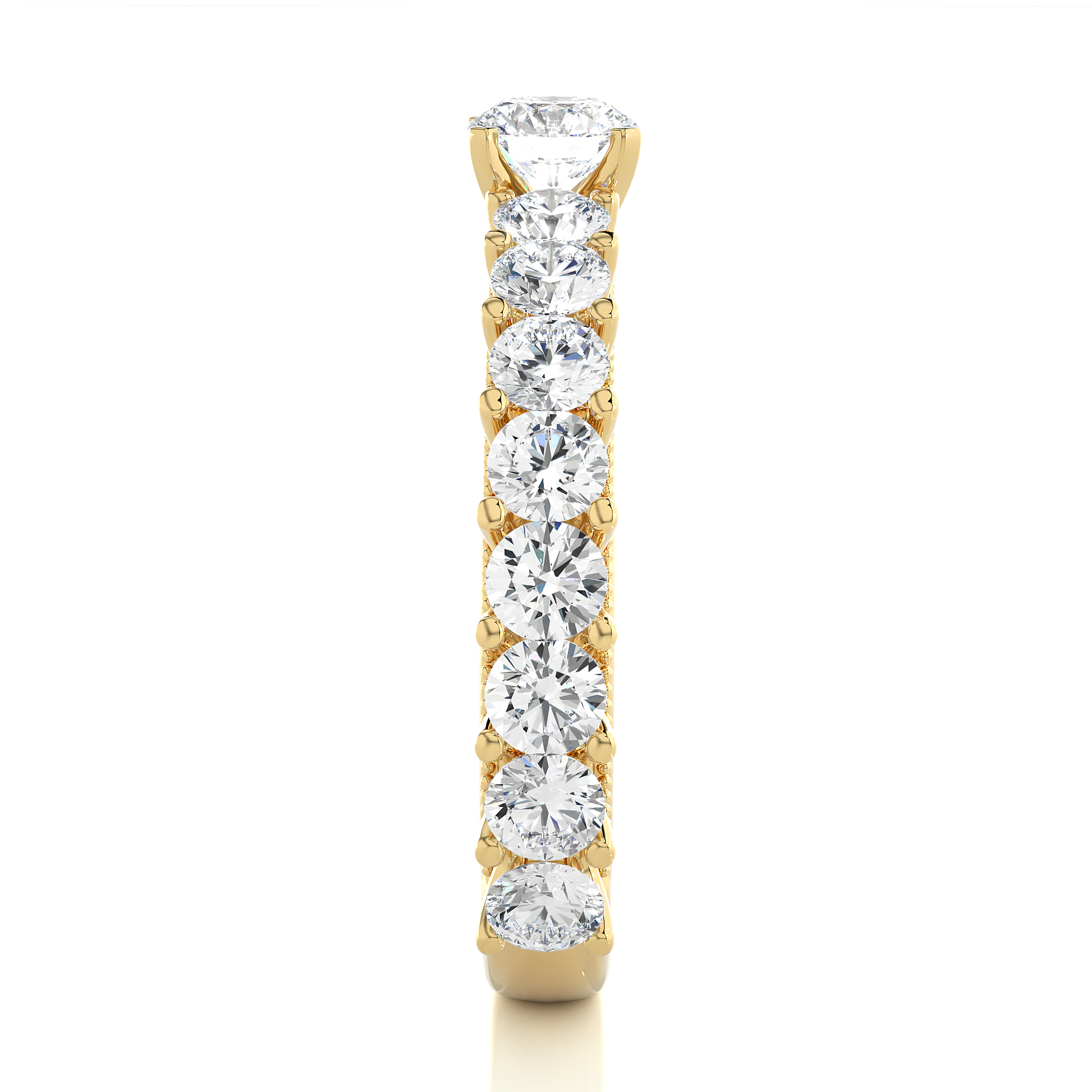 Round Diamond Ring – Solitaire Diamond with Smaller Diamonds