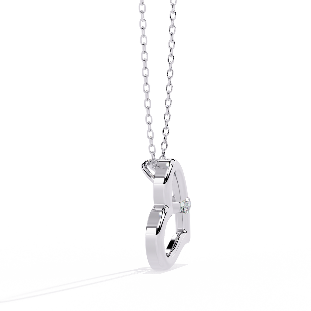 Round Diamond Pendant – Elegant Solitaire Design in Gold