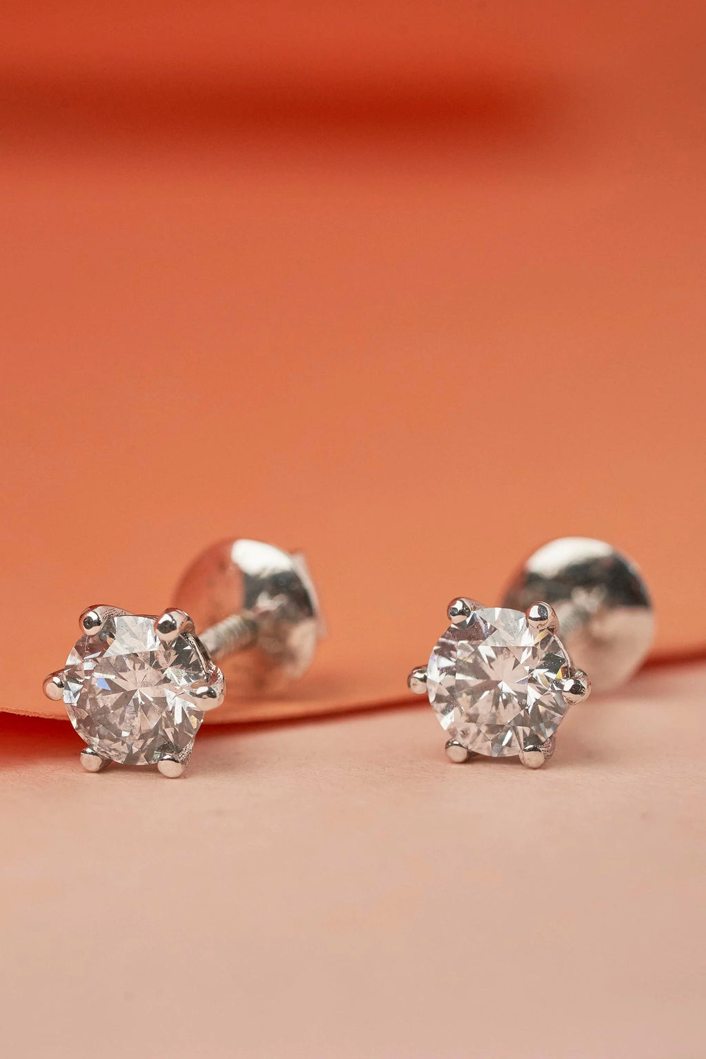 Solitaire Studs Earring