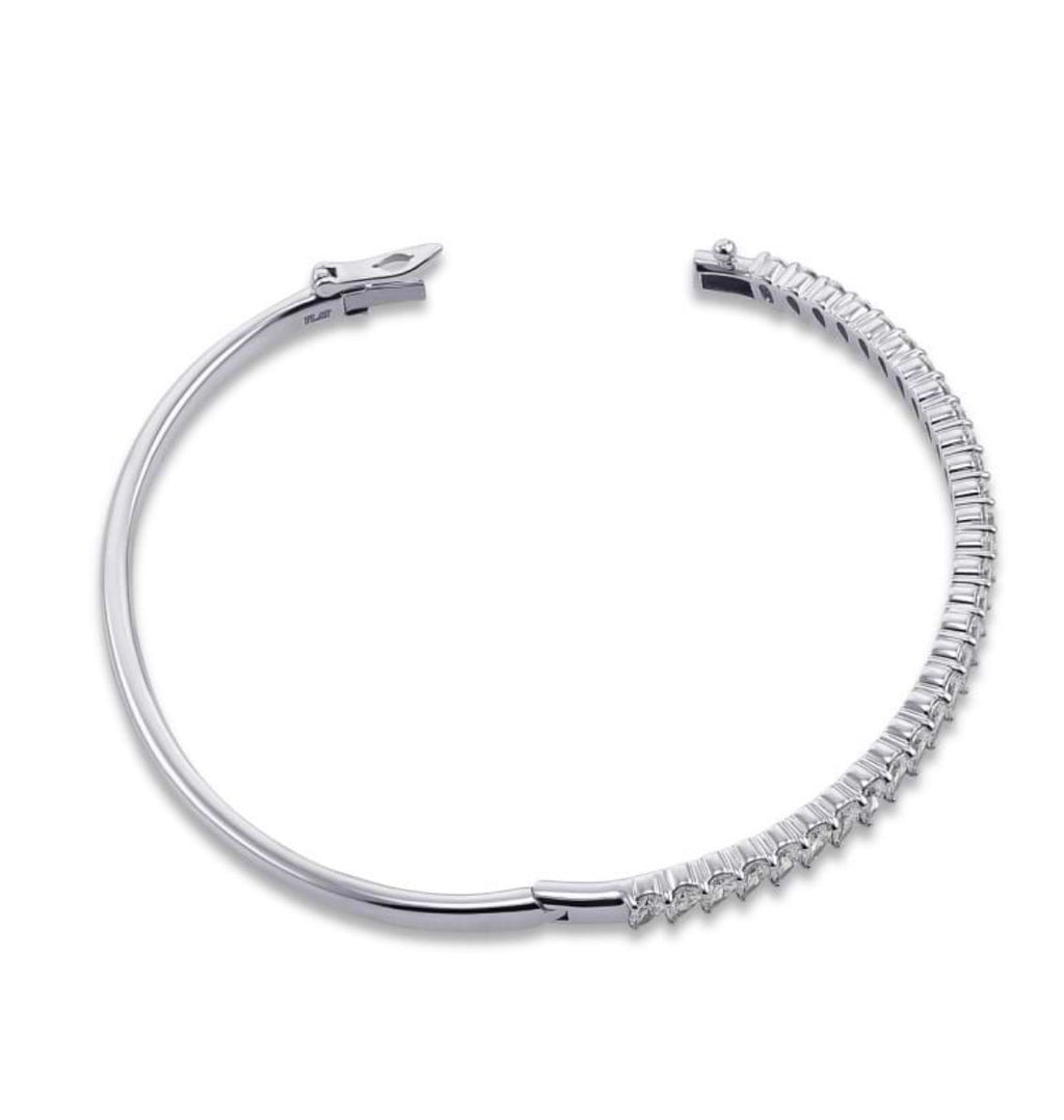 Premium Pear Diamond Bracelet – Elegant Diamond-Studded Gold Bracelet