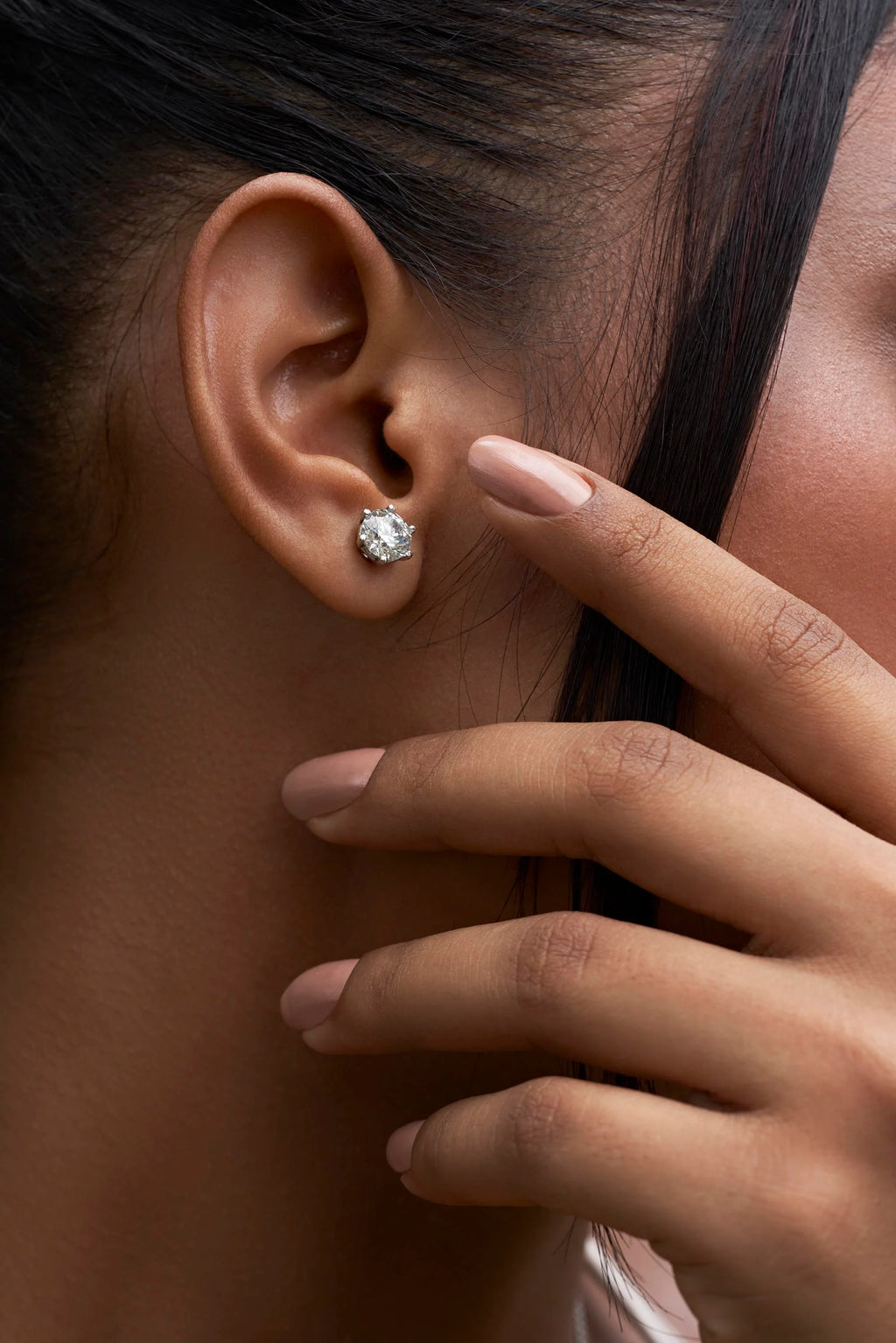 Solitaire Studs Earring