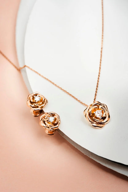 Bloomed Rose Earring