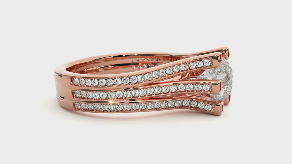 1+0.44 Ct Round Diamond Ring